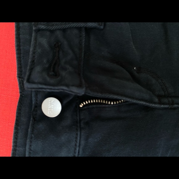 Victoria Secret Pink jeans shorts size 2 - Picture 2 of 3